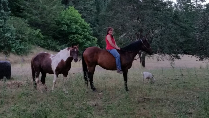 Karla Farrier Service Lane County Oregon